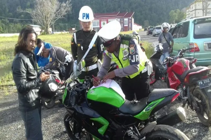 Ini Jenis Pelanggaran Paling Banyak di Operasi Patuh Semeru 2025, 751 Pemilik Kendaraan Ditilang